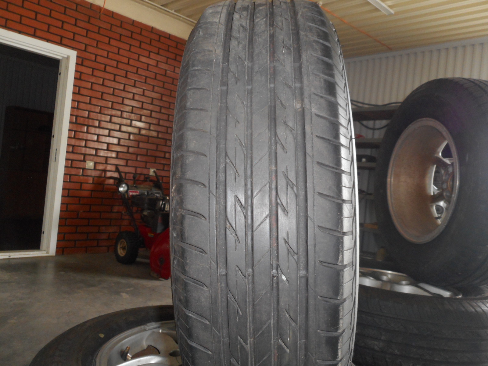 Резина ЛЕТО BRIDGESTONE R15/205/70 | Азия