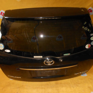 Дверь задняя Toyota Corolla Fielder NZE141 '2006 (спойлер)