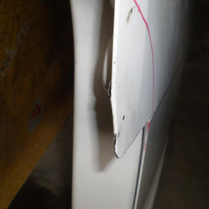 Дверь задняя Mazda/Nissan/Mitsubishi Bongo#Vanette#Delica SK82 99- низ.крыша (дефект) (без замка)