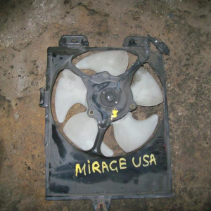 Диффузор радиатора MITSUBISHI Mirage CJ1A конд.(USA)