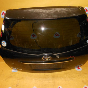 Дверь задняя Toyota Corolla Fielder NZE141 '2006 (спойлер) дефект