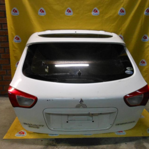 Дверь задняя Mitsubishi Galant Fortis CX3A '2008-2015 Hatchback спойлер, камера