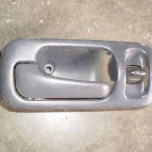 Ручка двери внутренняя Honda CR-V/Stepwgn RD1/RF1 L внутренняя(с кнопкой) (FL=RL)