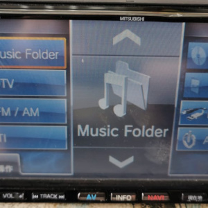 Магнитола Mitsubishi DVD VIDEO, MP3, WMA, SD AUDIO, BLUETOOTH AUDIO, Возможность подключения USB
