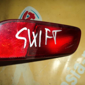Повторитель в бампер Suzuki лев Swift HT51S дефект стекла
