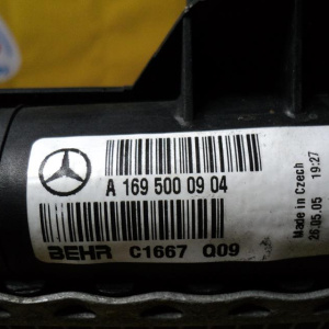 Радиатор охлаждения Mercedes W169/W245 A-Class/B-Class M266E17/266.940 A1695000904 A1695000003