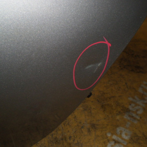 Крышка багажника NISSAN Tiida Latio C11 дефект