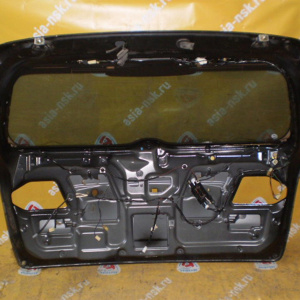 Стекло заднее Mazda Atenza GY3W '2002-2007 Wagon (Отдаётся с дверью)