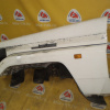Крыло Toyota Land Cruiser FJ70 '1984-1995 перед, лев габ.60-20 (в сборе) с повторителем