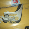 Брызговик TOYOTA Carib/Corolla/Sprinter AE110 перед, прав