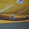 Ветровик TOYOTA Caldina AZT241 перед, лев
