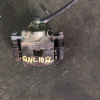 Суппорт Toyota KGC10/KGC15/KGC30/KGC35/NGC30/QNC10/L585A Passo/Pixis Space 1KRFE/1NRFE/K3VE/KFDET перед, лев