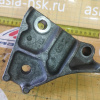 Крепление подушки ДВС Toyota 2AZ-FSE Avensis AZT251 алюм. с подушки перед, прав