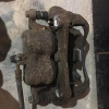Суппорт Nissan C26 Serena перед, лев