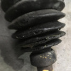Привод Mitsubishi V44W 4D56 перед, прав дефект пыльника