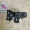 Подушка двигателя Mazda ZL Familia BJ5W зад. ДЕФЕКТ РВАНАЯ R B25E39040