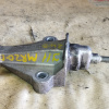 Крепление подушки ДВС Nissan MR20-DD Qashqai J11 2WD CVT на кпп перед, лев ( PS ) 112537379R-B