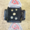 Крепление подушки ДВС Toyota 1ZZ/3ZZ Corolla ZZE141 2WD a/t U341E перед F ( ZF ) 12311-0D210