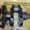 Коленвал TOYOTA 3CT-3CE-3CTE ДЕФЕКТ ПОД РАСТОЧКУ по диагонали 103 мм., диаметр 57/50,3 мм. ( под датчик коленвала ) + ШПОНКИ + БОЛТ 13411-64912