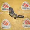 Заглушка порога Toyota Ipsum ACM20 L F 76916-44070