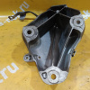 Кронштейн опоры двигателя BMW M57N2 X5 E70/E71 '2008 L 22116772679, 22116787489