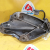 Кронштейн опоры двигателя BMW M57N2 X5 E70/E71 '2008 R 22116772680, 22116782982