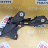 Крепление бампера Opel Astra H A04/L35/L70 '2004 Универсал, верхняя боковая (трещина) зад, прав 13143107
