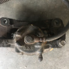 Суппорт Mitsubishi N84W Chariot Grandis перед, лев 6043