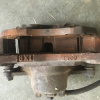 Суппорт Mitsubishi N84W Chariot Grandis перед, лев 6043