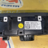 Переключатель света Audi A4 B9/8W5 '2016 Царапины на панели 4M0941531AA