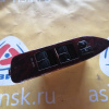 Пульт стеклоподъемника Toyota Land Cruiser UZJ100 перед, прав RHD  дефект консоли 84820-60150