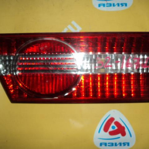 Вставка между стопов TOYOTA Vista SV50 L
