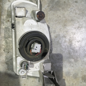 Фара TOYOTA прав Corolla AE110