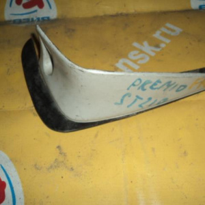 Брызговик TOYOTA Carina/Corona Premio ST211 перед, прав