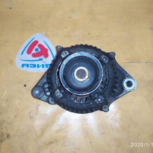 Генератор Toyota 4A/5A Corolla/Sprinter Carib/Corona/Carina AE90/AE95/AT170/AT175 OLD 3 конт. круглый разъём ( S/IG/L ) 12V. 70A. 27060-16230/100211-8