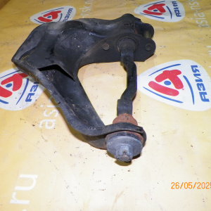 Рычаг Toyota CR20/CR40/SR40/KR42 Lite Ace/Lite Ace Noah/Town Ace Noah перед, лев в 2WD