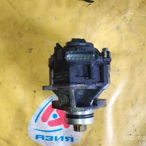 Трамблер Mazda B3/B5 Demio DW3W/DW5W 7 конт дефект крышки B5B4 M1 / B5B418200