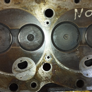 Головка блока NISSAN TD27/QD32 диаметр форсунки 20 мм. ( ключ на 22 мм. )