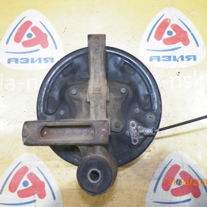 Ступица Toyota AE100/EE100/CE100/AE101/AE102/AE110/AE111/EE110/EE111/CE110 Corolla/Sprinter зад, лев 2WD Без ABS. Барабанные тормоза. В сборе с барабаном и