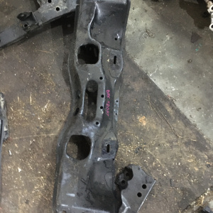 Балка SUBARU BG5/BH5/BH9 F не турбо