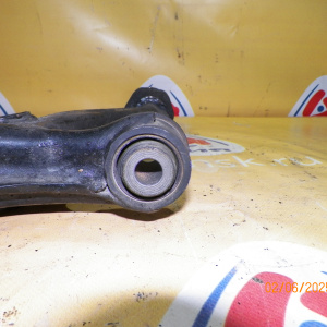 Рычаг Honda EL2/EK3/MB3/EY7 Orthia/Civic/Domani/Partner перед, прав н 51350-S04-J10