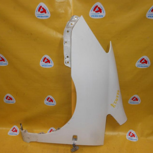 Крыло TOYOTA Corolla Spacio NZE120 перед, лев