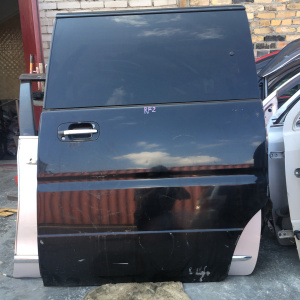 Дверь боковая HONDA Stepwgn RF1/RF2 зад, лев (в сборе)