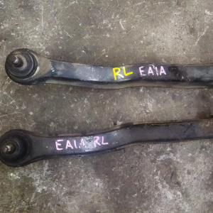 Рычаг MITSUBISHI EA1W, EA1A, EA3W, EA4A, EA5W, EA7A, EC1W, EC3W, EC5W, EC7W зад, лев н 2WD поперечнный с шаровой.