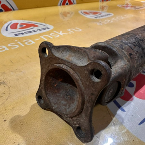 Кардан NISSAN ARME24/KRME24/KHGNC22/FJNC22/KRME24 Caravan/Vanette/Homy TD27/Z20S/CA18T/NA20S F a/t (Общая длина 92 см) 37200-30C00