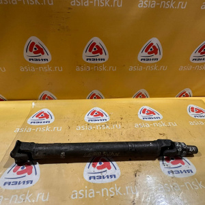 Кардан NISSAN ARGE24/FHGE24/E24/VE24 Caravan/Homy/NV350 Caravan DX/KA20DE/NA20S/TD23/TD25/TD27/Z20S/Z24I/Z24S 2WD m/t (Общая длина 83 см) 37000-06N10