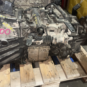 МКПП Isuzu 6HL1 MZ05Y , ВАЛ 10 ЗУБ D37 Forward