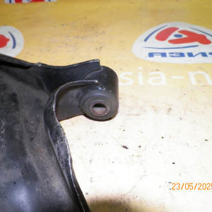 Рычаг Toyota EP90/EP91/EP95/NP90 Starlet '12.1995-11.1997 перед, прав Маленький сален блок.