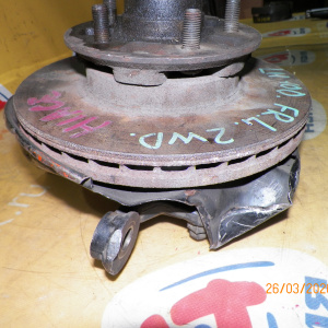 Ступица Toyota LH61/LH71/LH80/LH90/LH100/LH103/LH110/LH115/RZH100/RZH101/RZH112/LY101/LY111/LY112 Hiace/Regius Ace перед, лев 5шп. 2WD 43212-26021