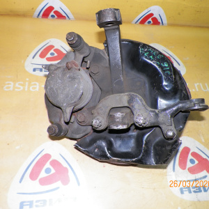 Ступица Toyota LH61/LH71/LH80/LH90/LH100/LH103/LH110/LH115/RZH100/RZH101/RZH112/LY101/LY111/LY112 Hiace/Regius Ace перед, лев 5шп. 2WD 43212-26021